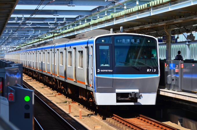 相模鉄道 8713 (相鉄8000系) 車両ガイド | レイルラボ(RailLab)