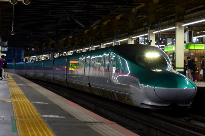 E5系 新幹線 はやぶさ E5系新幹線 U13編成 (新幹線総合車両センター) 徹底ガイド