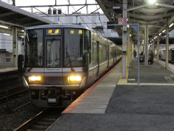 JR西日本 クモハ223-2068 (223系) 車両ガイド | レイルラボ(RailLab)