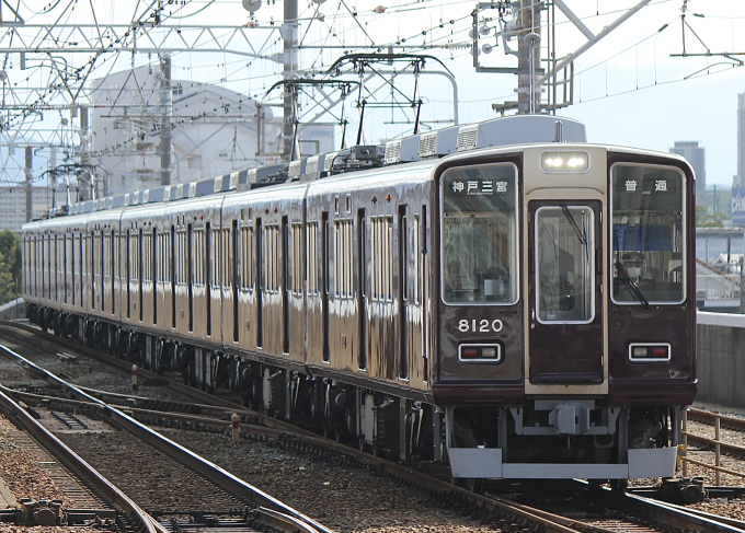 阪急電鉄 8120 (阪急8000系) 車両ガイド | レイルラボ(RailLab)