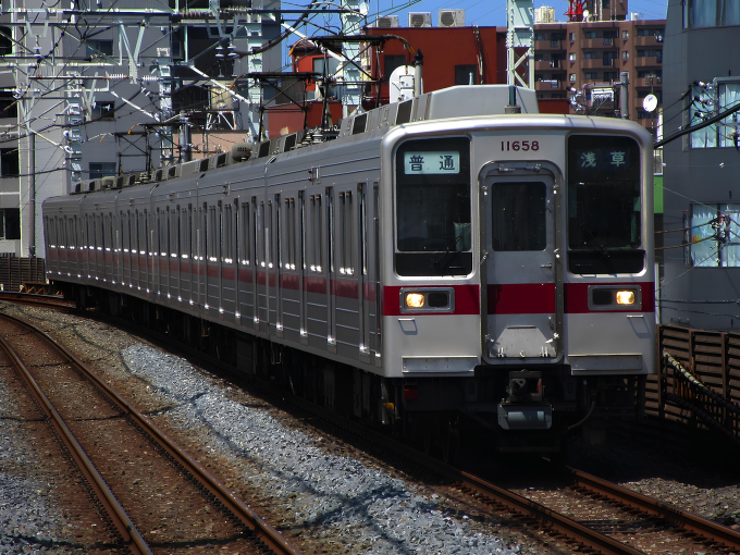 東武鉄道 11658 (東武10000系) 車両ガイド | レイルラボ(RailLab)