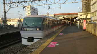 西武鉄道 鉄道フォト・写真 by レフカーボさん 南大塚駅：2020年04月02日17時ごろ