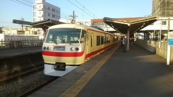 西武鉄道 鉄道フォト・写真 by レフカーボさん 南大塚駅：2020年04月06日17時ごろ