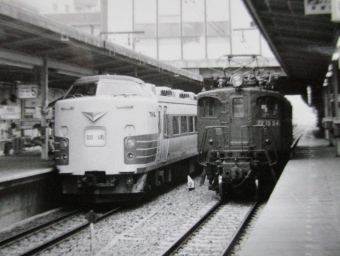国鉄EF15形電気機関車 EF1554 鉄道フォト・写真 by レフカーボさん 三鷹駅：1978年07月24日00時ごろ