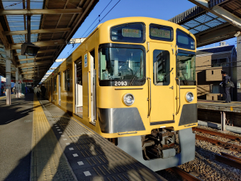 西武鉄道 2093 (西武2000系) 車両ガイド | レイルラボ(RailLab)