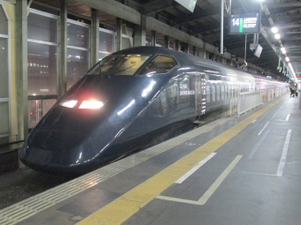 JR東日本 E322形(M2c) E322-702 鉄道フォト・写真 by レフカーボさん 新潟駅：2020年11月07日18時ごろ