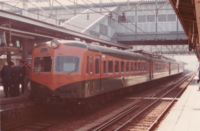 国鉄80系電車 鉄道フォト・写真 by レフカーボさん ：1980年03月19日00時ごろ