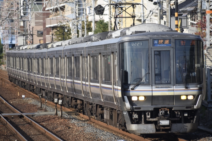 鉄道フォト・写真：JR西日本223系電車 クモハ223-1006 甲南山手駅 鉄道フォト・写真 by ゆづるさん - 撮影日 2019/11/03 08:17