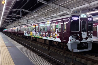 阪急電鉄 阪急1300系電車 SDGsトレイン 1307 鉄道フォト・写真 by Yoshi＠LC5820さん 茨木市駅：2021年12月19日05時ごろ