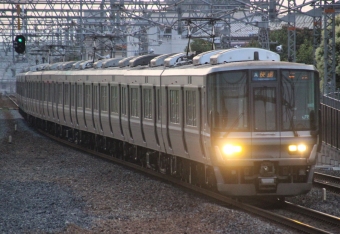 JR西日本223系電車 クハ222-2079 鉄道フォト・写真 by Yoshi＠LC5820さん ＪＲ総持寺：2021年06月24日05時ごろ