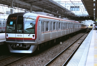 東京メトロ10000系電車 10104 鉄道フォト・写真 by Yoshi＠LC5820さん 志木駅：2009年07月24日00時ごろ