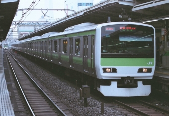 JR東日本E231系電車 クハE231-551 鉄道フォト・写真 by Yoshi＠LC5820さん 池袋駅 (JR)：2009年09月19日00時ごろ