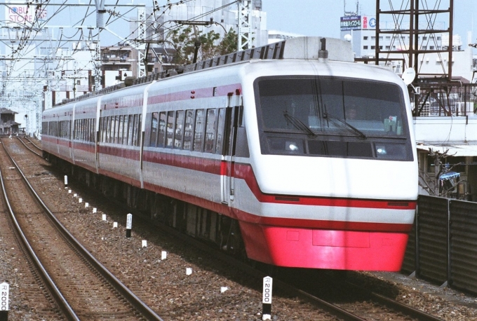 鉄道フォト・写真：東武鉄道 東武200系電車 りょうもう 251-1 梅島駅 鉄道フォト・写真 by Yoshi＠LC5820さん - 撮影日 2007/04/22 00:00