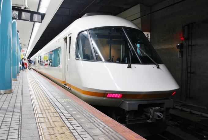 近畿日本鉄道 近鉄21000系電車 アーバンライナー 21607 大阪難波駅 (近鉄) 鉄道フォト・写真(拡大) by Yoshi