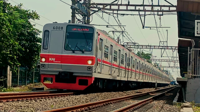 東京メトロ 営団6000系電車 6008 Kalideres Station 鉄道フォト・写真