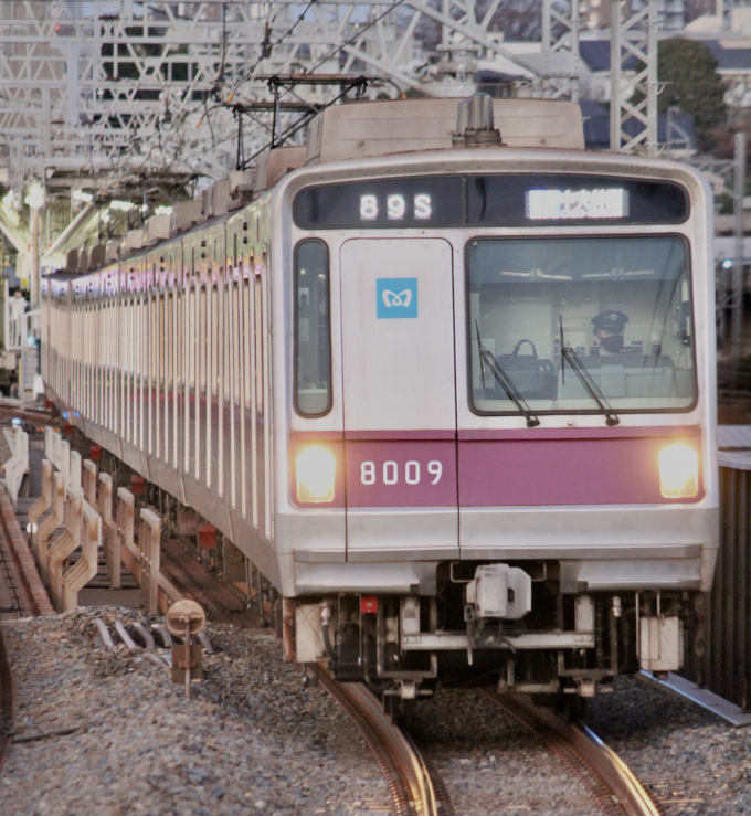東京メトロ 営団8000系電車 二子新地駅 鉄道フォト・写真 by HBEJ258
