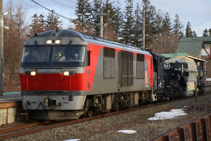 JR貨物 DF200-51 (DF200形) 車両ガイド | レイルラボ(RailLab)