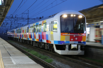 ★仕掛品★ 485系 きらきらうえつ 4両セット 3Dモデリングキット ☆仕掛品☆ 485系 きらきらうえつ 4両セット 3Dモデリングキット Amazon