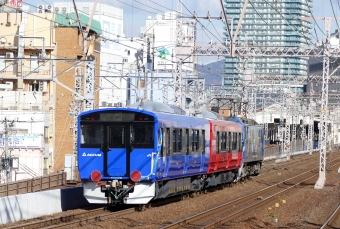 JR東日本 EV-E800形(Mc') EV-E800-1 鉄道フォト・写真 by norikadさん 元町駅 (兵庫県|JR)：2016年12月10日13時ごろ