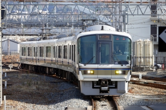 JR西日本221系電車 鉄道フォト・写真 by norikadさん 京都駅 (JR)：2016年12月12日11時ごろ