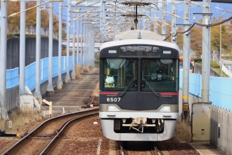 神戸電鉄6500形(Mc1) 6507 鉄道フォト・写真 by norikadさん 南ウッディタウン駅：2021年10月24日11時ごろ