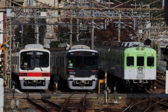 神戸電鉄6500形(Mc2) 6504 鉄道フォト・写真 by norikadさん 鈴蘭台駅：2021年11月19日10時ごろ