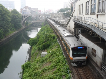 JR東日本E233系電車 中央特快 鉄道フォト・写真 by norikadさん 御茶ノ水駅 (JR)：2008年06月20日10時ごろ