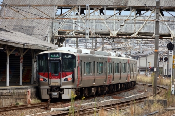 JR西日本 クモハ226形 クモハ226-34 鉄道フォト・写真 by norikadさん 向洋駅：2021年12月20日11時ごろ