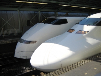 JR西日本 700系新幹線電車 鉄道フォト・写真 by norikadさん 新神戸駅 (JR)：2006年09月23日09時ごろ