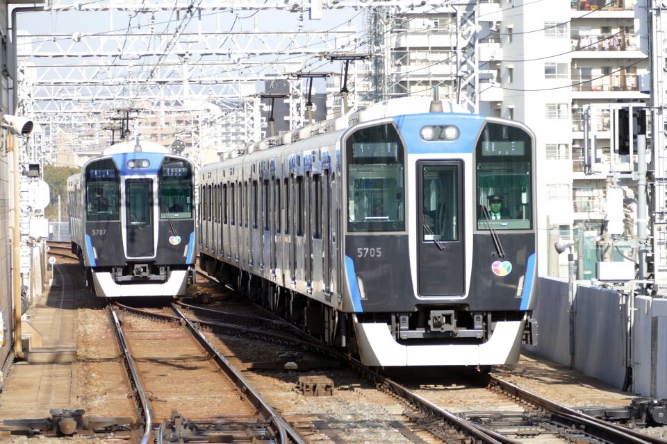 阪神5700系 4両 鉄道コレクション 動力化済 車輪・パンタ換装済 - おもちゃ