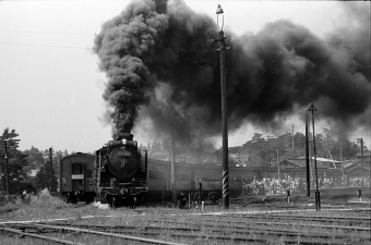 国鉄D51形蒸気機関車 D51-906 鉄道フォト・写真 by norikadさん 柘植駅：1972年10月01日00時ごろ