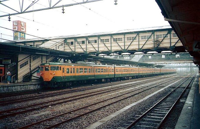 国鉄113系電車 鉄道フォト・写真 by norikadさん 姫路駅：1986年06月29日00時ごろ