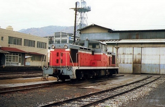 片上鉄道DD13形ディーゼル機関車 DD13-555 鉄道フォト・写真 by norikadさん ：1986年11月09日00時ごろ