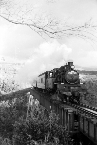 国鉄C12形蒸気機関車 C12-208 鉄道フォト・写真 by norikadさん 立野駅 (熊本県|JR)：1972年12月29日00時ごろ