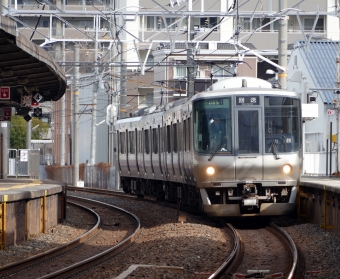 JR西日本223系電車 鉄道フォト・写真 by norikadさん 百舌鳥駅：2018年01月04日10時ごろ