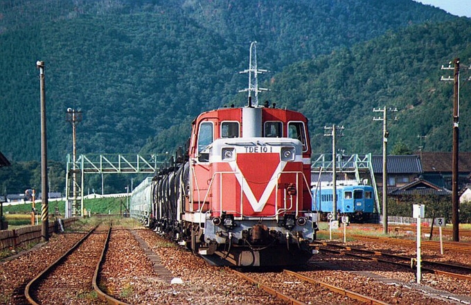 樽見鉄道TDE10形ディーゼル機関車 TDE10-1 本巣駅 鉄道フォト・写真 by