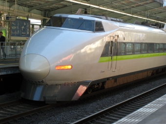 JR西日本 122形(M`c) 122-5057 鉄道フォト・写真 by norikadさん 新神戸駅 (JR)：2007年12月15日09時ごろ