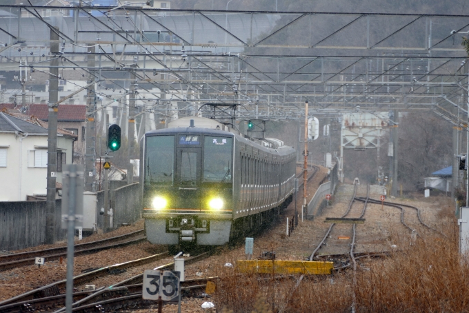 JR西日本 207系 鉄道フォト・写真 by norikadさん 宝塚駅 (JR)：2018年01月28日13時ごろ