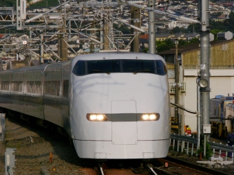 JR西日本 300系新幹線電車 鉄道フォト・写真 by norikadさん 三島駅 (JR)：2006年09月24日00時ごろ