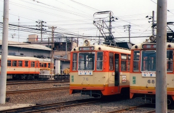 伊予鉄道モハ50形電車 76 鉄道フォト・写真 by norikadさん 古町駅：1987年08月01日00時ごろ