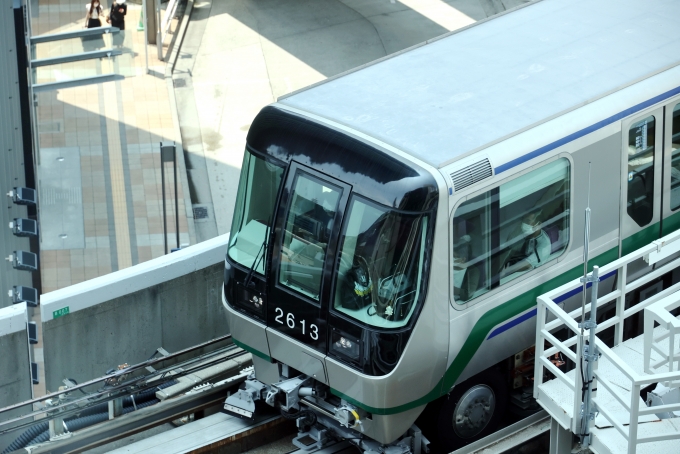 神戸新交通 2000形 車両番号銘板 額付き - 鉄道