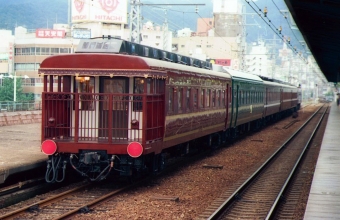 JR西日本 国鉄12系客車 鉄道フォト・写真 by norikadさん 神戸駅 (兵庫県)：1988年07月19日00時ごろ