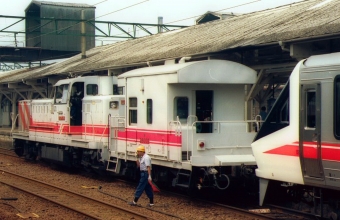 JR九州 ヨ28001 鉄道フォト・写真 by norikadさん 熊本駅：1988年08月02日00時ごろ