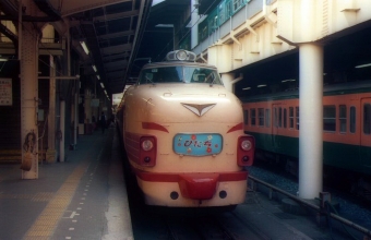 JR東日本 国鉄485系電車 ひたち(特急) 鉄道フォト・写真 by norikadさん 上野駅 (JR)：1988年10月19日00時ごろ
