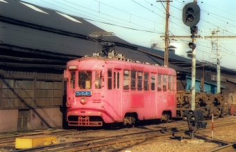 福井鉄道560形電車 562 鉄道フォト・写真 by norikadさん 北府駅：1988年12月31日00時ごろ
