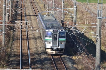 JR北海道721系電車 鉄道フォト・写真 by norikadさん 植苗駅：2022年10月30日13時ごろ