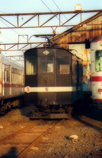 えちぜん鉄道 ML6型 66 鉄道フォト・写真 by norikadさん 福井口駅：1988年12月31日00時ごろ