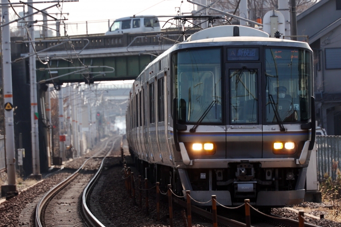 鉄道フォト・写真：JR西日本223系電車 土山駅 鉄道フォト・写真 by norikadさん - 撮影日 2022/12/28 11:38