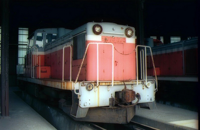 JR貨物 国鉄DD13形ディーゼル機関車 DD13-375 鉄道フォト・写真 by norikadさん 吹田駅 (JR)：1989年08月19日00時ごろ