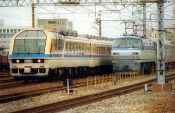 JR西日本 キロ65形 ゴールデンエクスプレスアストル 鉄道フォト・写真 by norikadさん 鷹取駅：1990年09月30日00時ごろ